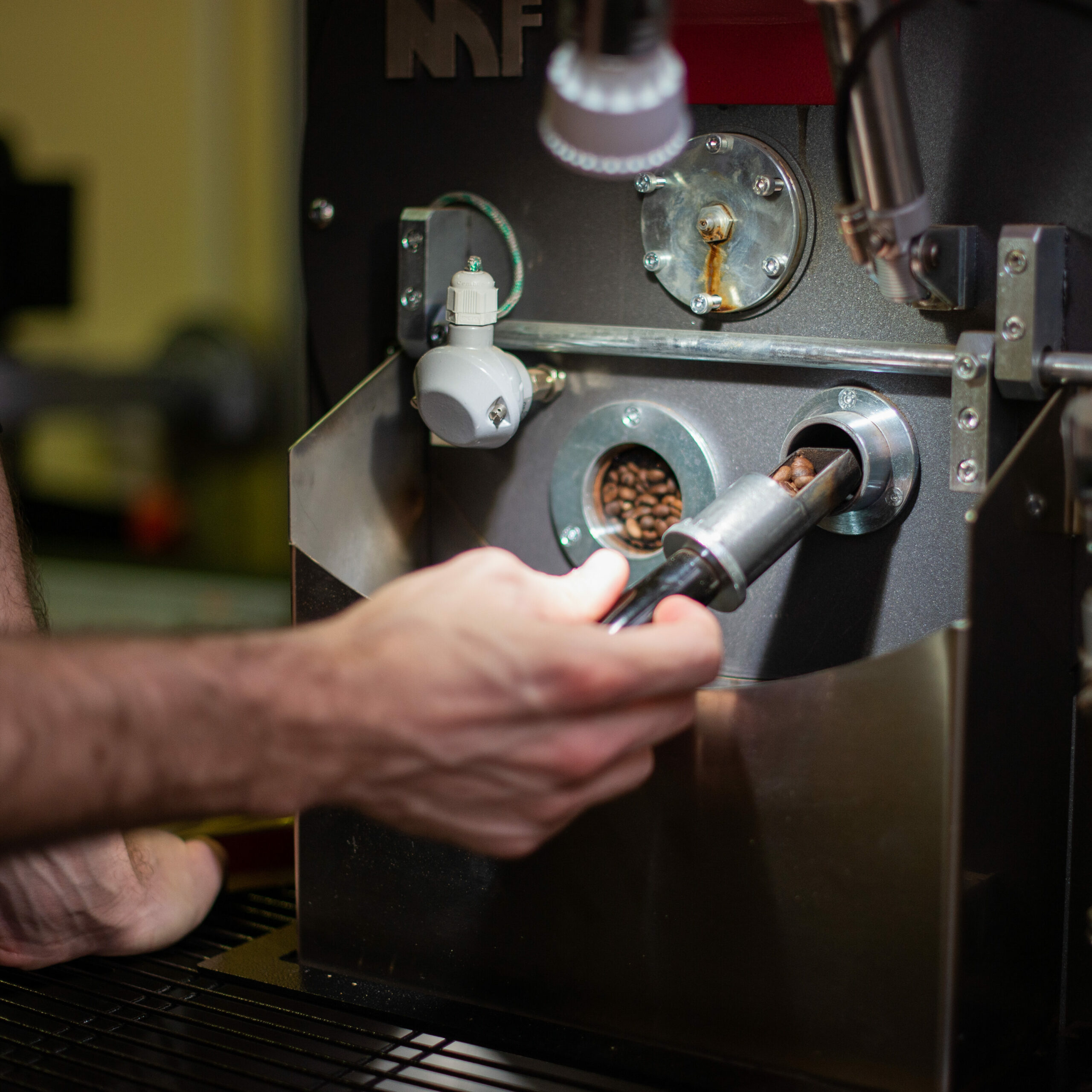 Jan Robert Brinck Roasting Coffee on IMF